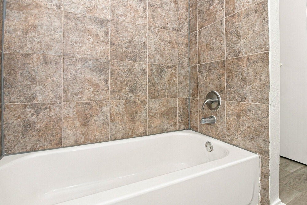 16111 Rosenridge Drive, Houston, TX 77053 16111 Rosenridge Drive, Houston, TX 77053