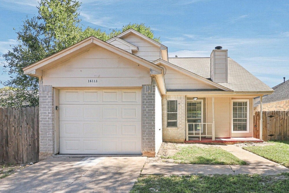16111 Rosenridge Drive, Houston, TX 77053 16111 Rosenridge Drive, Houston, TX 77053
