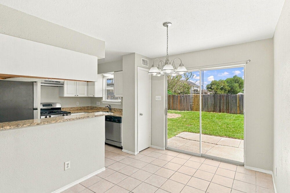 16111 Rosenridge Drive, Houston, TX 77053 16111 Rosenridge Drive, Houston, TX 77053