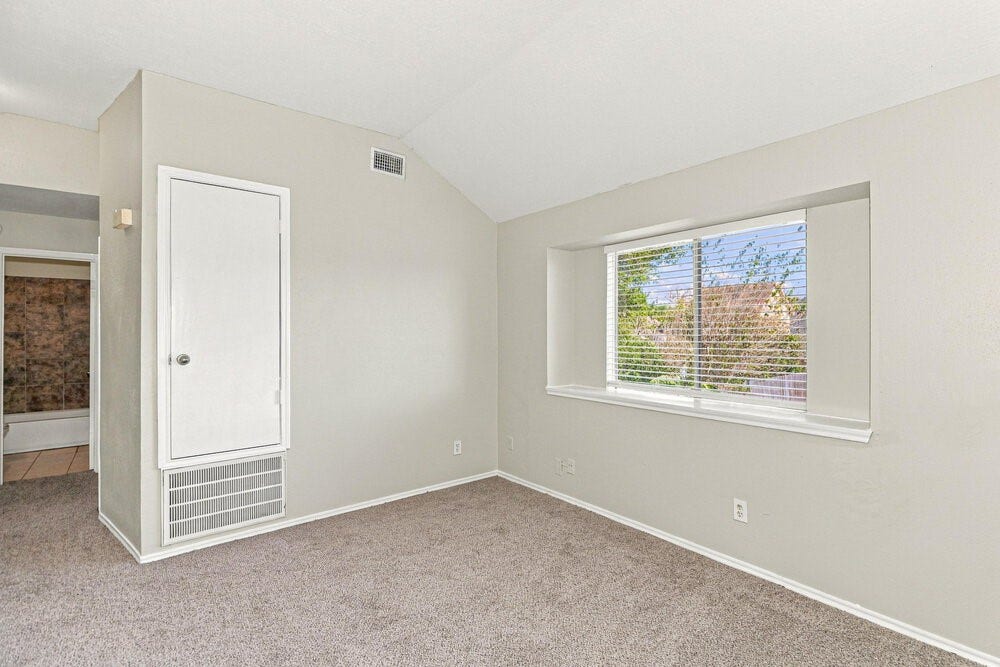 16111 Rosenridge Drive, Houston, TX 77053 16111 Rosenridge Drive, Houston, TX 77053