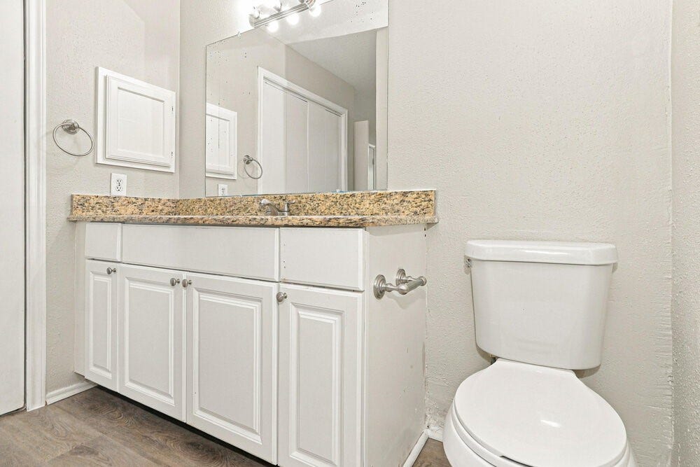 16111 Rosenridge Drive, Houston, TX 77053 16111 Rosenridge Drive, Houston, TX 77053
