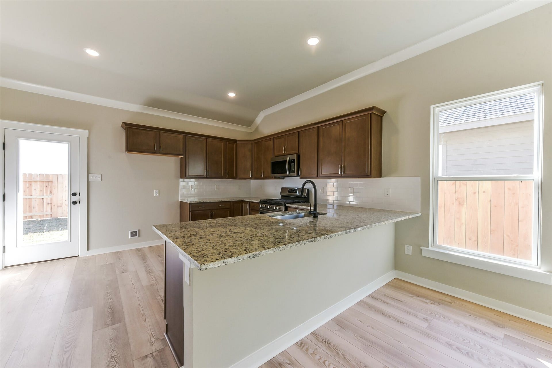 21107 Autumn Heights, Rosharon, TX 77583 21107 Autumn Heights, Rosharon, TX 77583