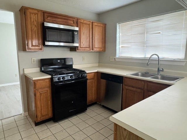311 Birch Hill Drive, Sugar Land, TX 77479 311 Birch Hill Drive, Sugar Land, TX 77479