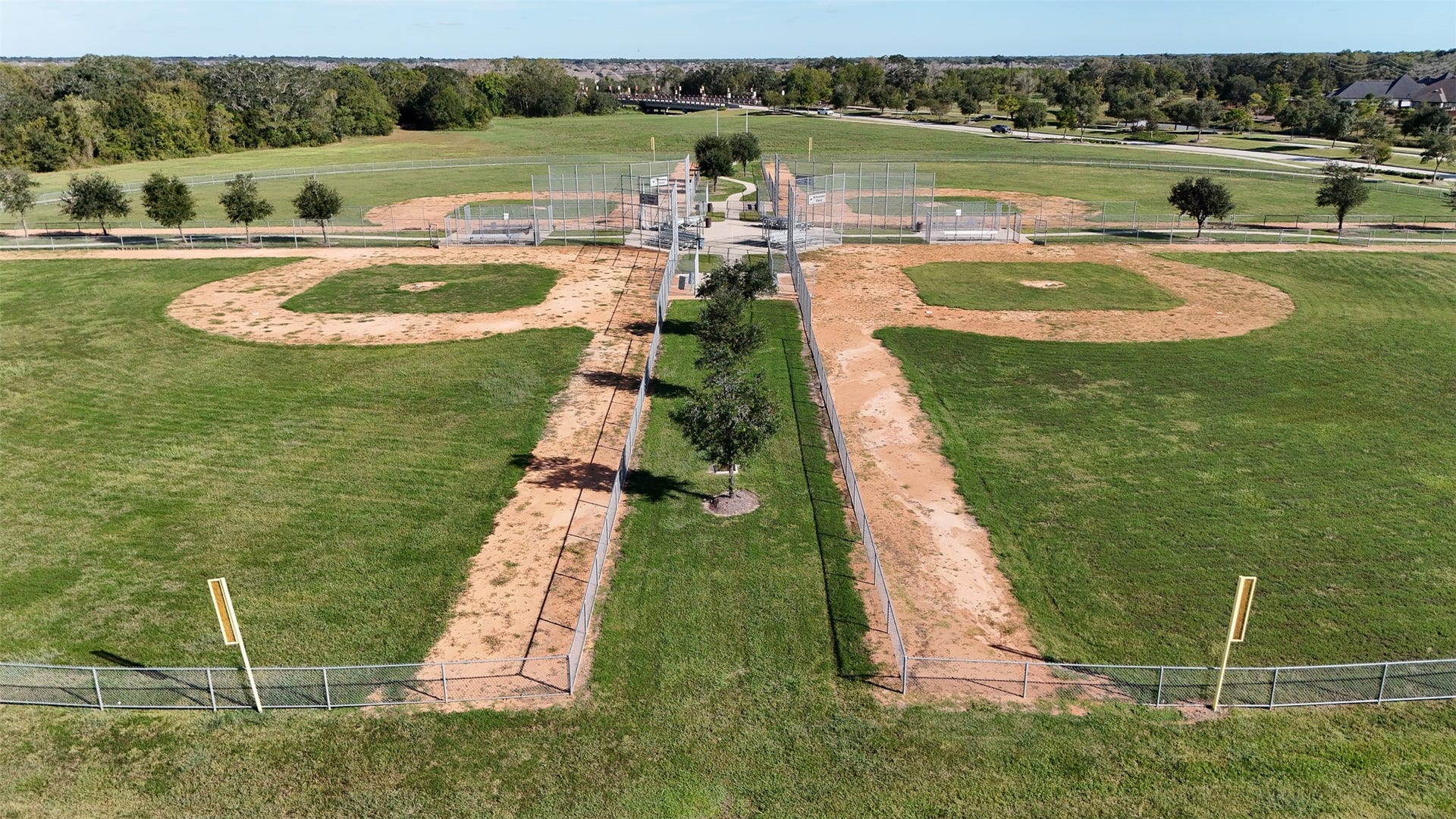 3707 Amoroso Drive, Iowa Colony, TX 77583 Bring your ballpark energy! Meridiana's community baseball fields add another way to enjoy time outdoors.