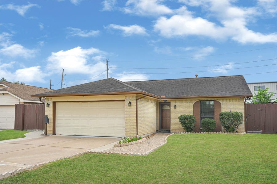 Property photo for 1618 Westfork Drive, Katy, TX