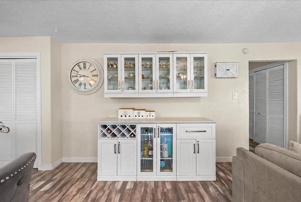 218 BARRACUDA Street, Bayou Vista, TX 77563 218 BARRACUDA Street, Bayou Vista, TX 77563