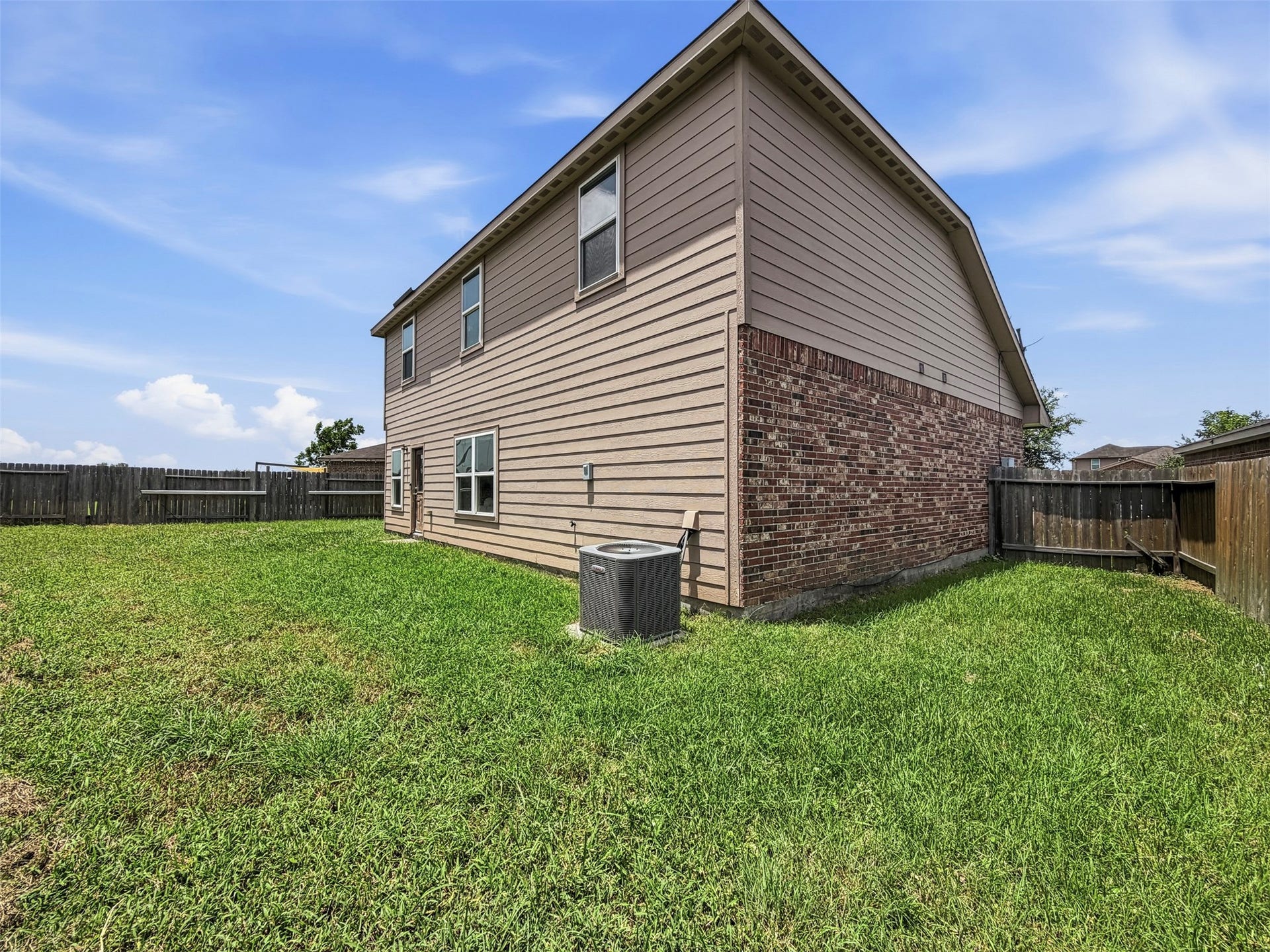 419 Turquoise Trade Drive, La Marque, TX 77568 419 Turquoise Trade Drive, La Marque, TX 77568