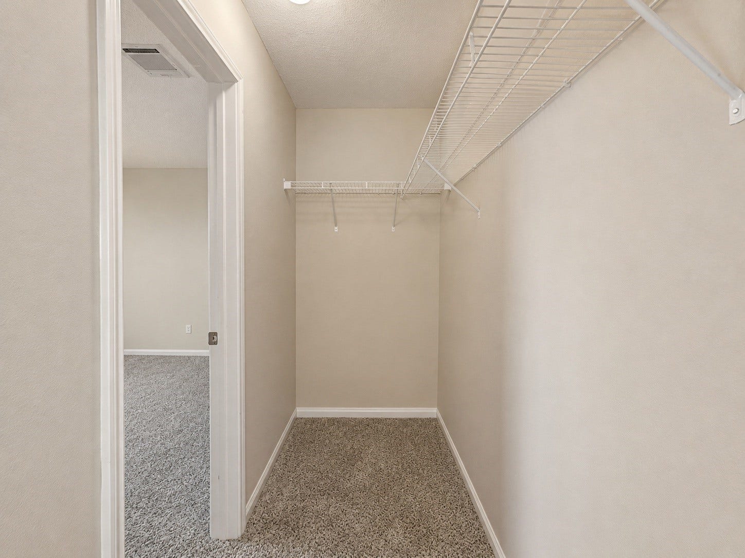 419 Turquoise Trade Drive, La Marque, TX 77568 Another angle of the walk-in closet in Bedroom 4.