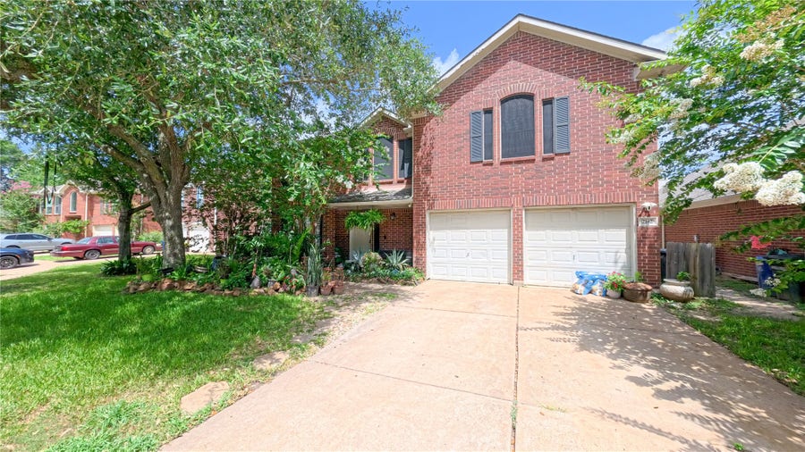 Property photo for 2142 Scenic Hollow Court, Katy, TX