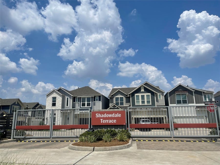 Property photo for 10418 Quiet Courtyard Road, Houston, TX