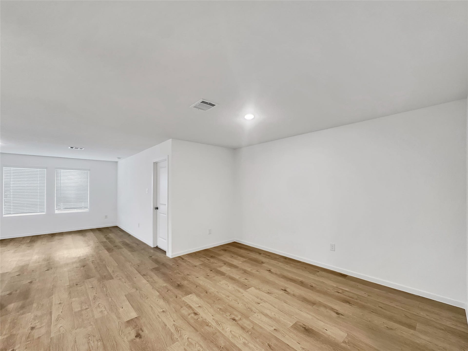 3041 Highbank Drive, Katy, TX 77493 Open layout from kitchen to family room