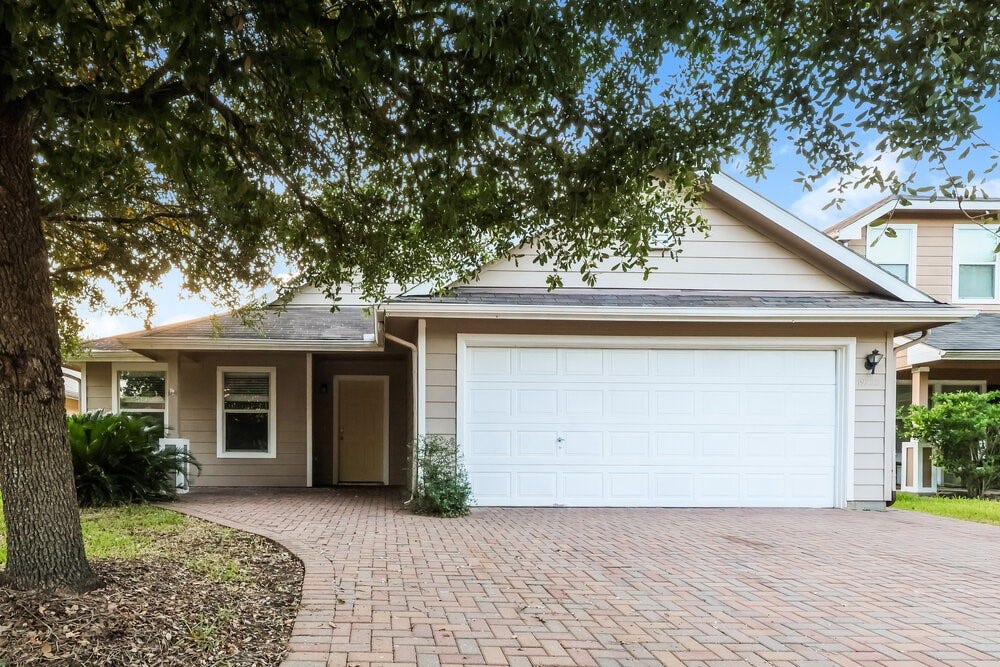 19722 Twin Rivers Drive, Tomball, TX 77375 19722 Twin Rivers Drive, Tomball, TX 77375