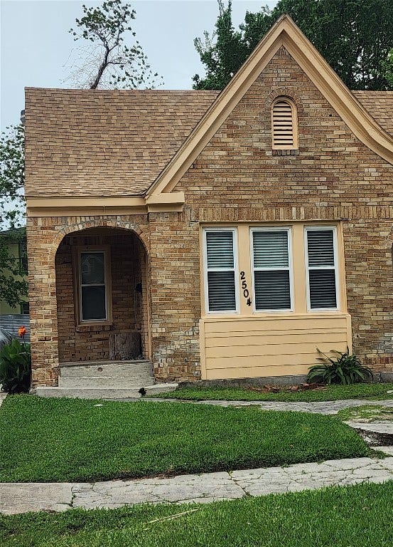 Property photo for 2504 Isabella Street, Houston, TX