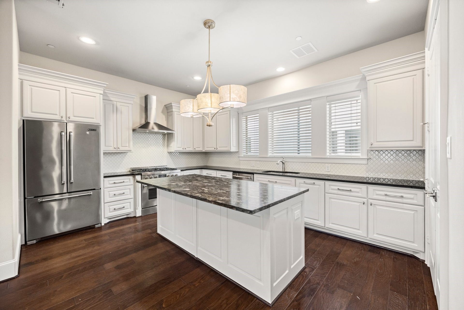 2656 Fountain Key Boulevard, Houston, TX 77008 2656 Fountain Key Boulevard, Houston, TX 77008