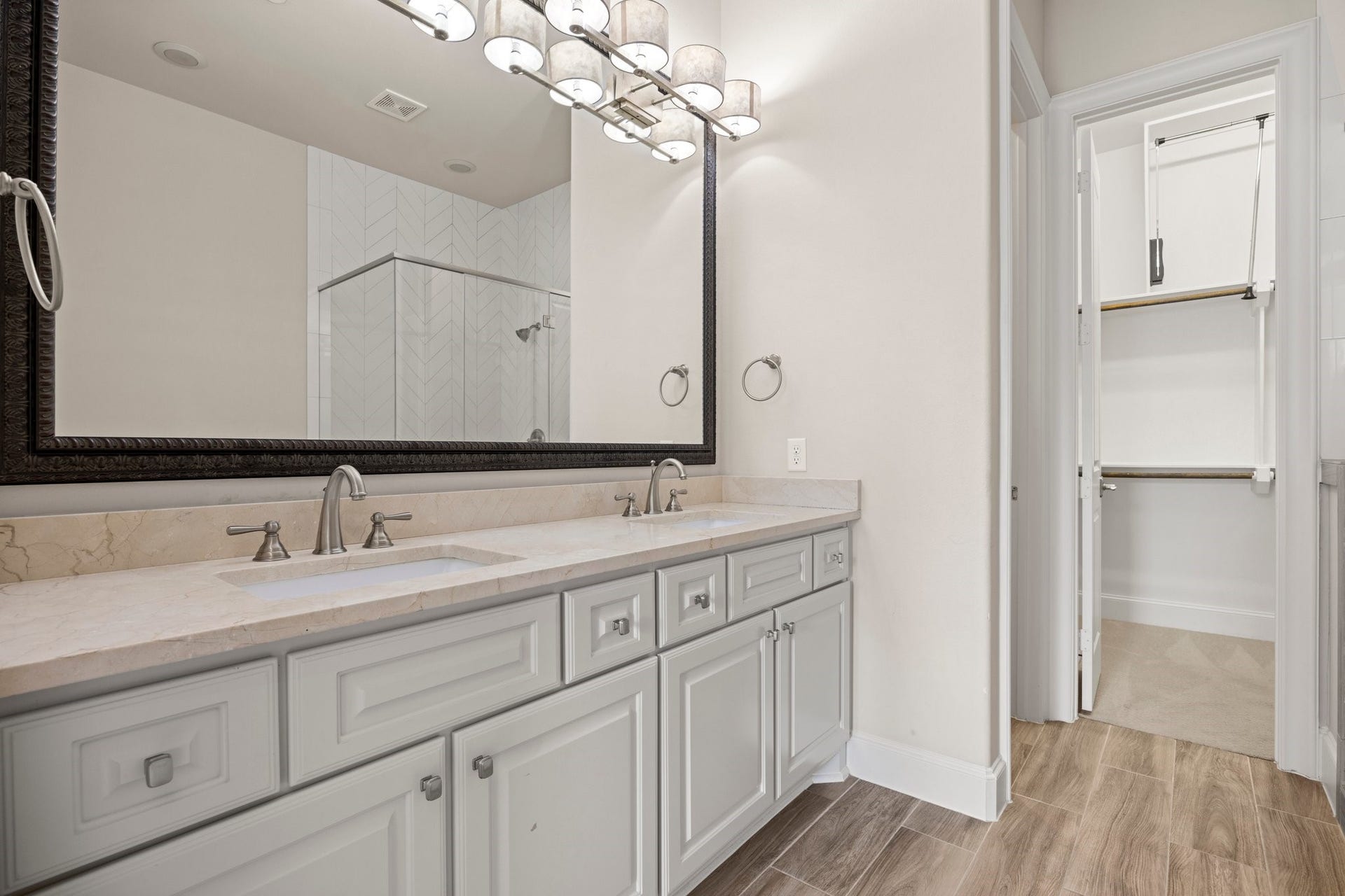2656 Fountain Key Boulevard, Houston, TX 77008 2656 Fountain Key Boulevard, Houston, TX 77008