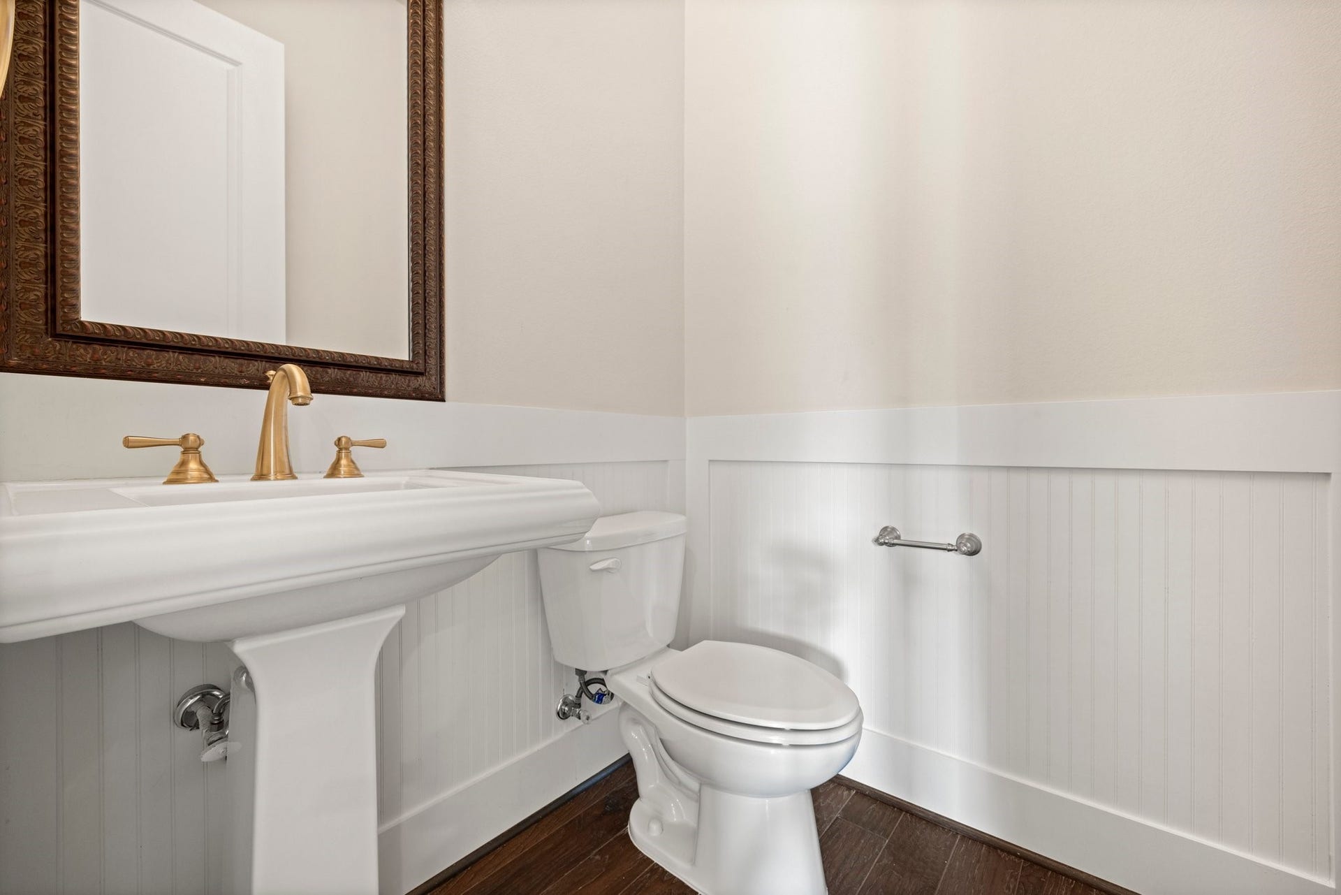 2656 Fountain Key Boulevard, Houston, TX 77008 2656 Fountain Key Boulevard, Houston, TX 77008