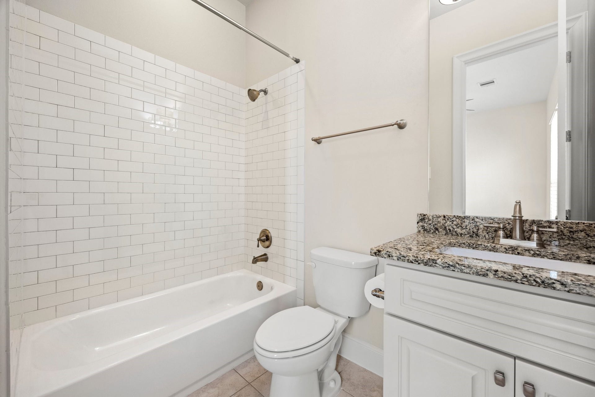 2656 Fountain Key Boulevard, Houston, TX 77008 2656 Fountain Key Boulevard, Houston, TX 77008