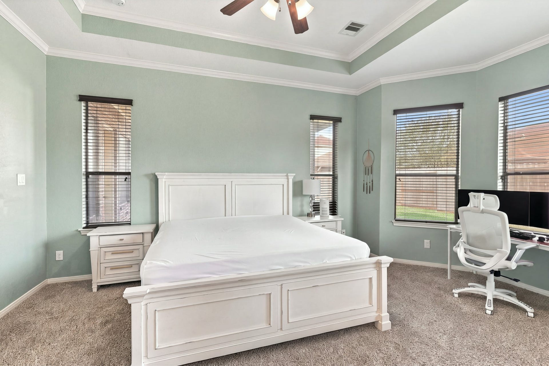 293 W Bend Drive, League City, TX 77573 293 W Bend Drive, League City, TX 77573