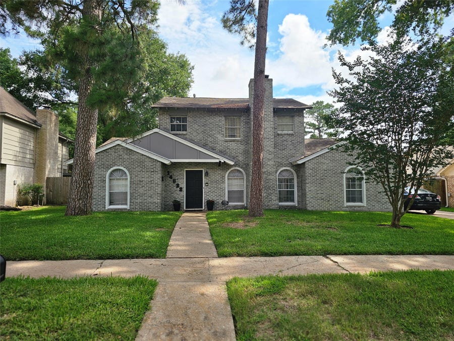 Property photo for 14822 Cedar Point Drive, Houston, TX