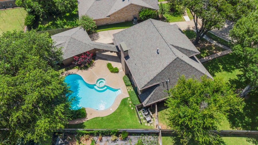 Property photo for 2803 Edgewood Drive, Sugar Land, TX