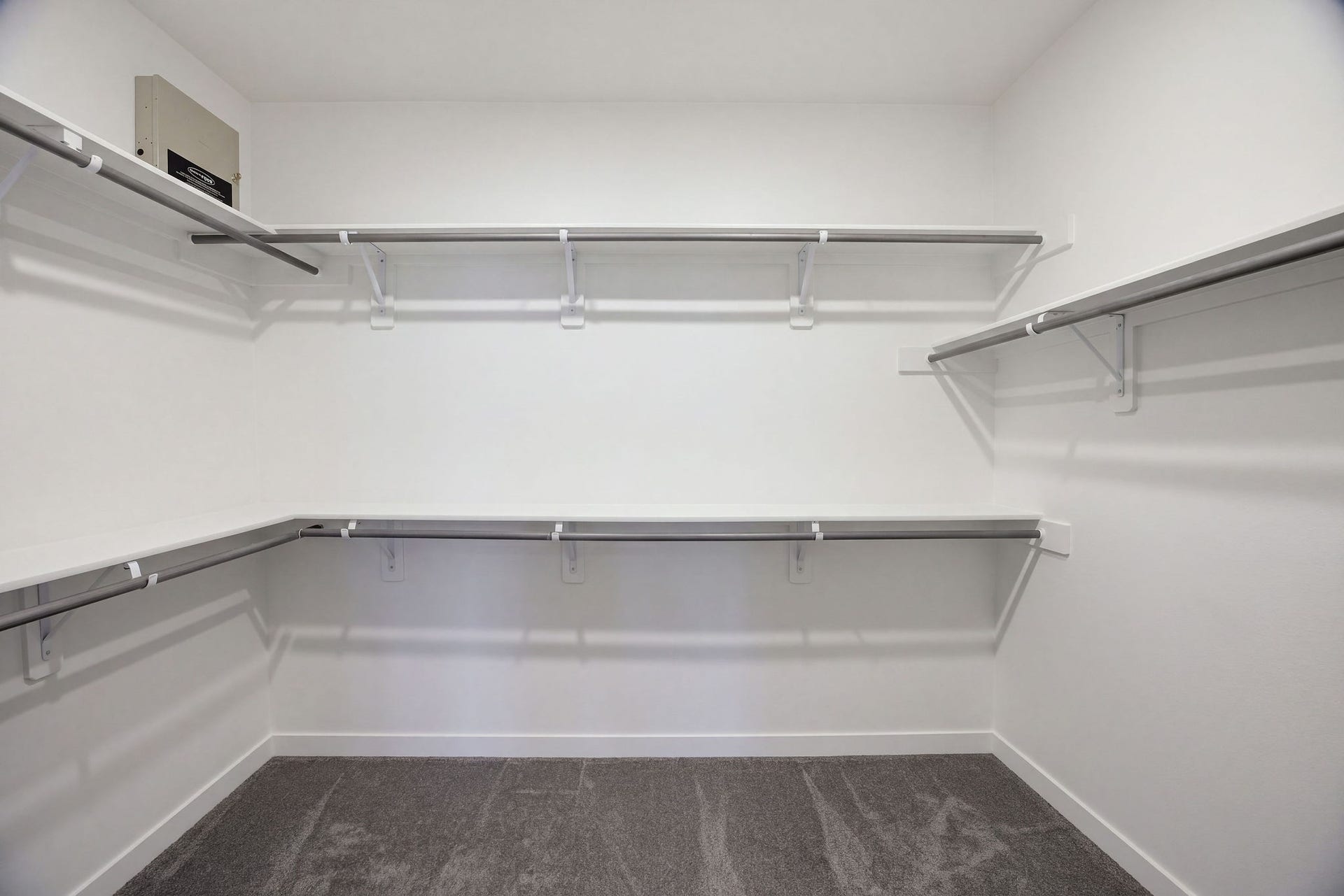 9710 Keeper Drive, Missouri City, TX 77459 Large walk-in closet in primary