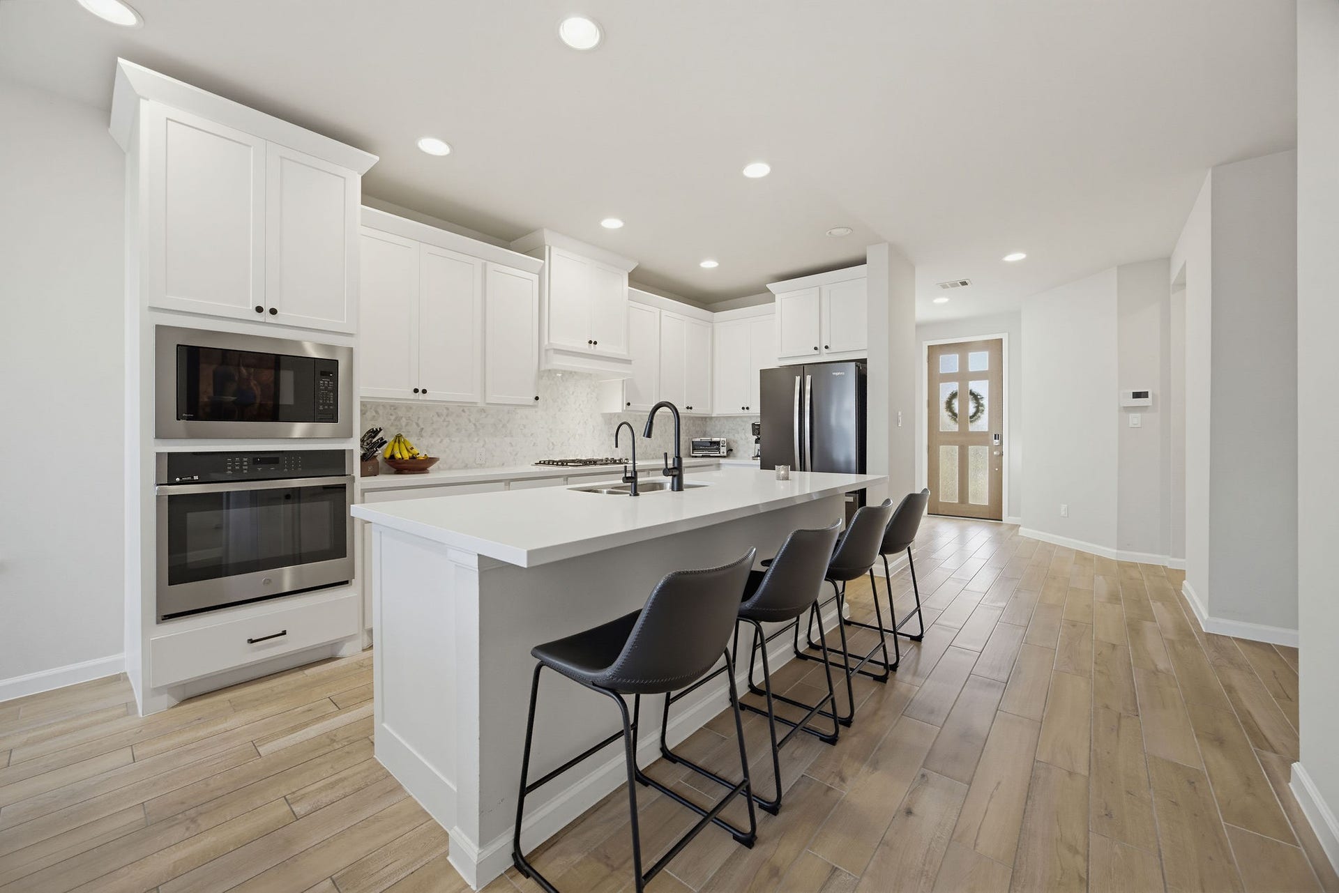 9710 Keeper Drive, Missouri City, TX 77459 Additional view of the kitchen
