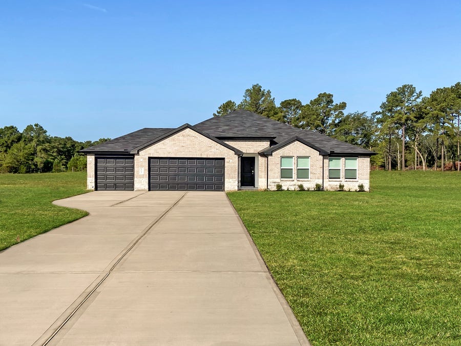 Property photo for 10511 Aren Road, Conroe, TX
