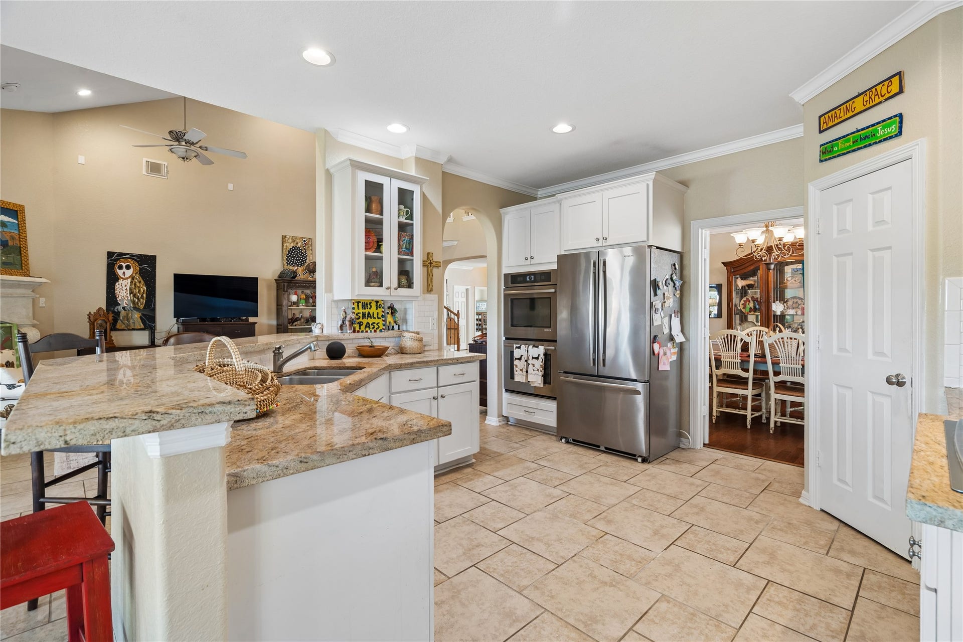 2805 Catalina Shores Drive, Pearland, TX 77584 2805 Catalina Shores Drive, Pearland, TX 77584