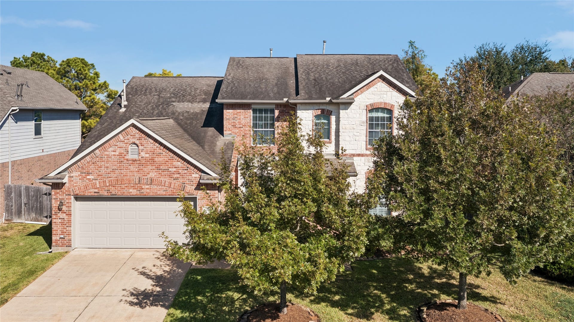 2805 Catalina Shores Drive, Pearland, TX 77584 2805 Catalina Shores Drive, Pearland, TX 77584