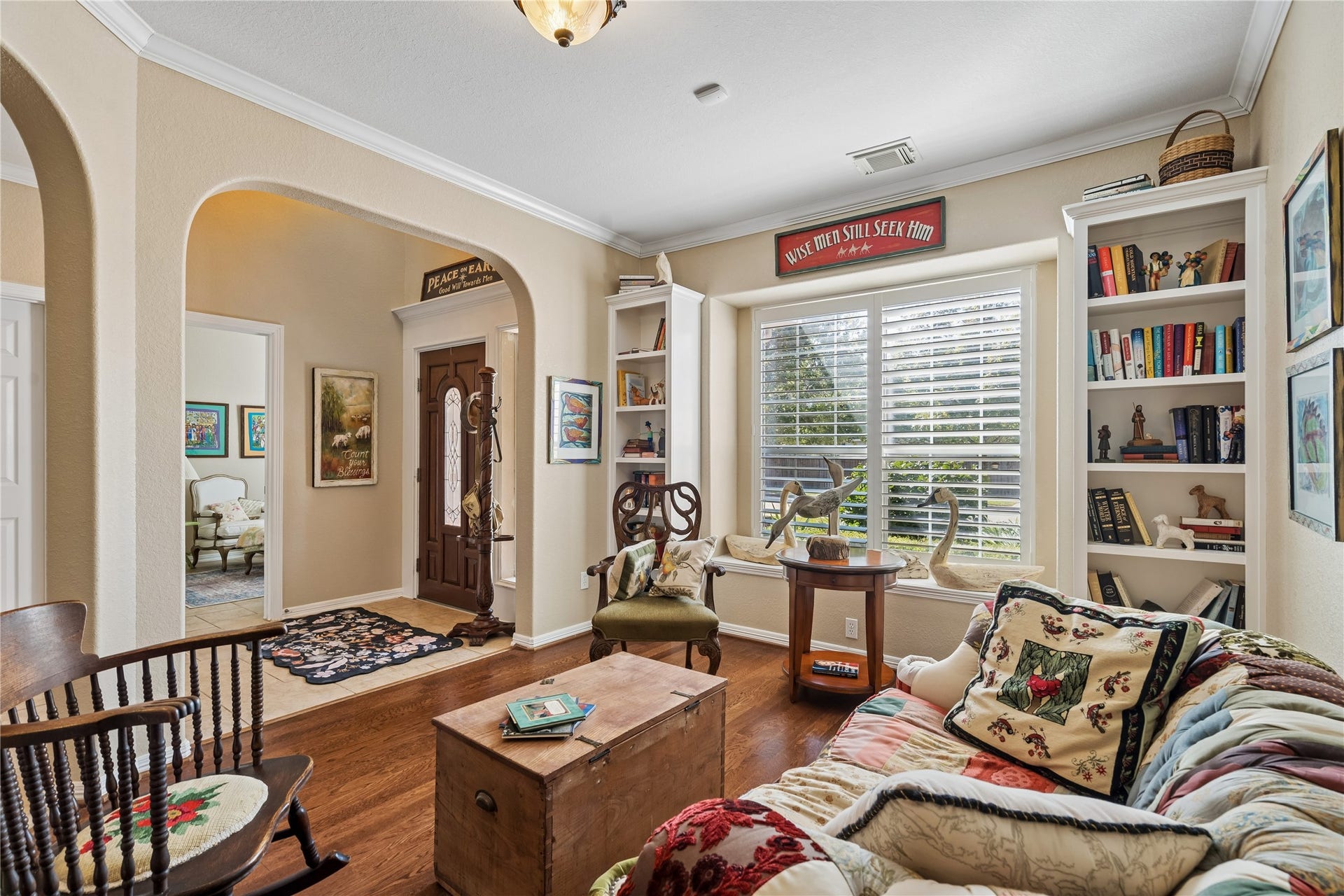 2805 Catalina Shores Drive, Pearland, TX 77584 Formal Living Room