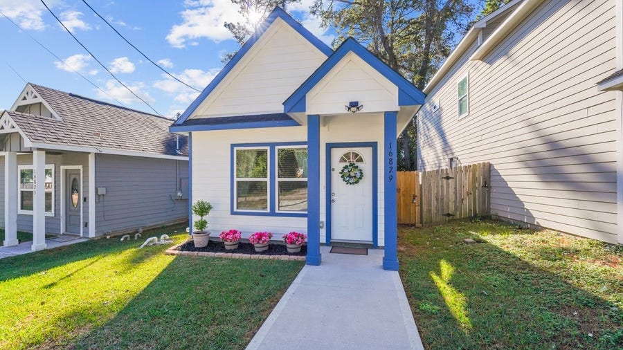 Property photo for 16829 W Forrestal, Montgomery, TX