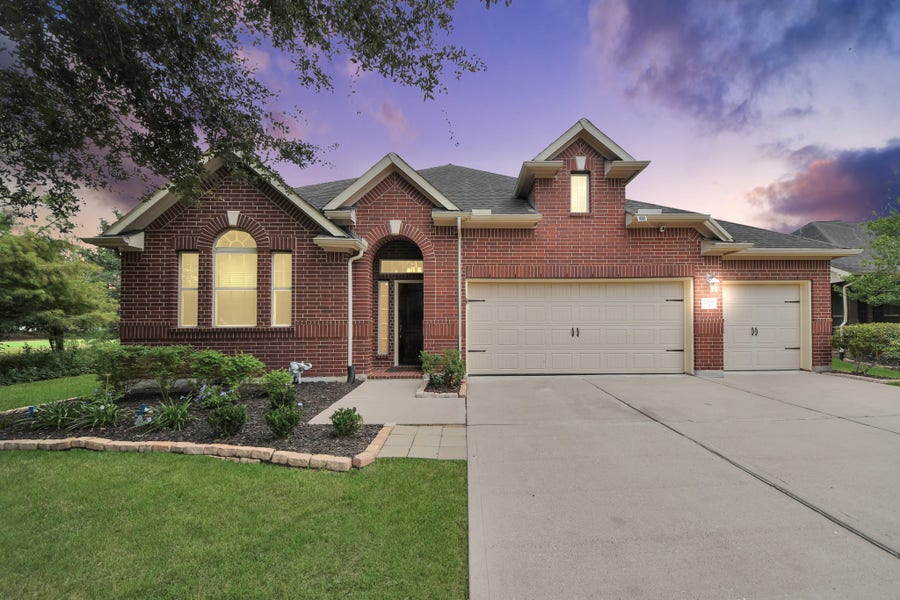 Property photo for 27138 Cottage Stream Lane, Fulshear, TX