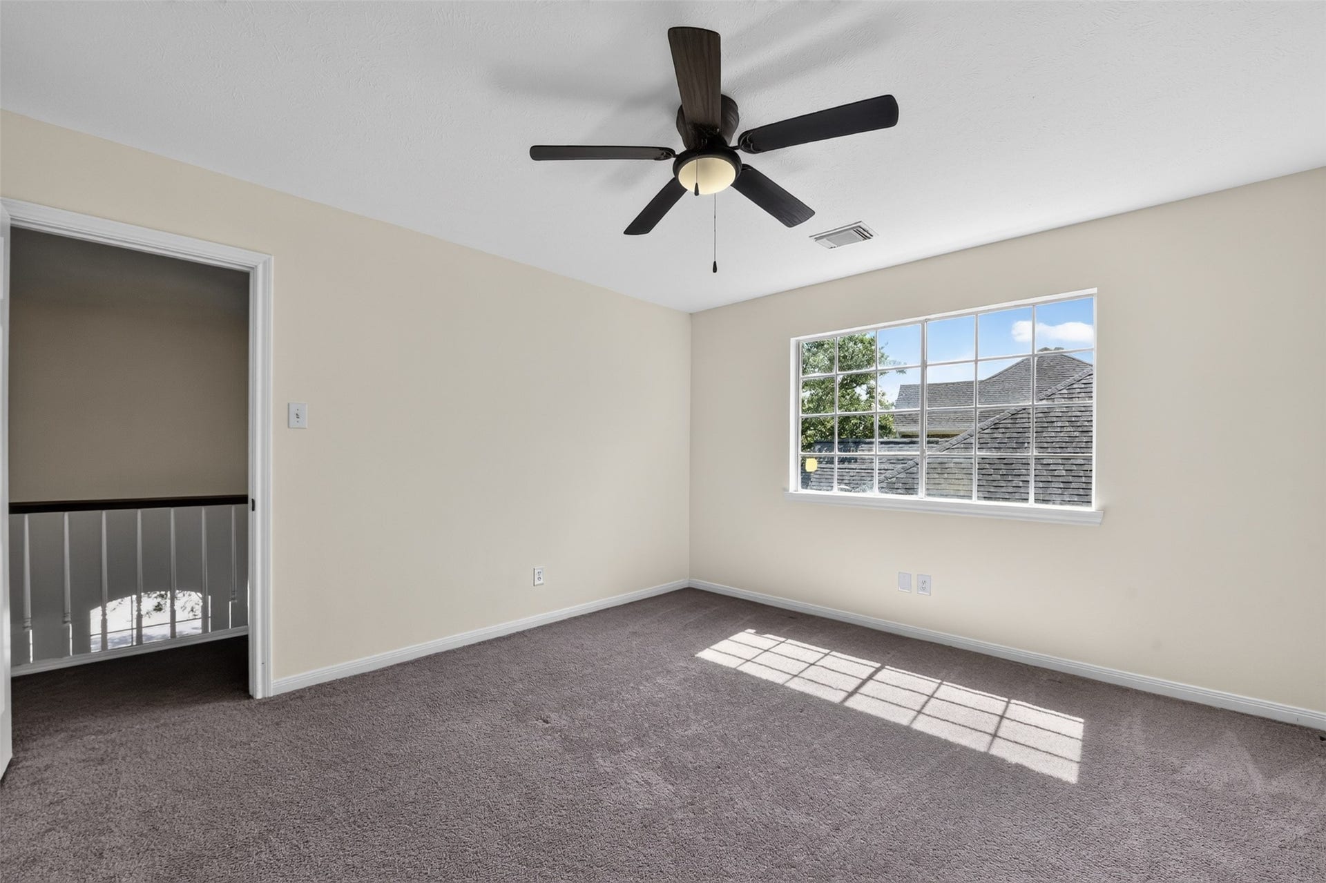 Secondary Bedroom (1)