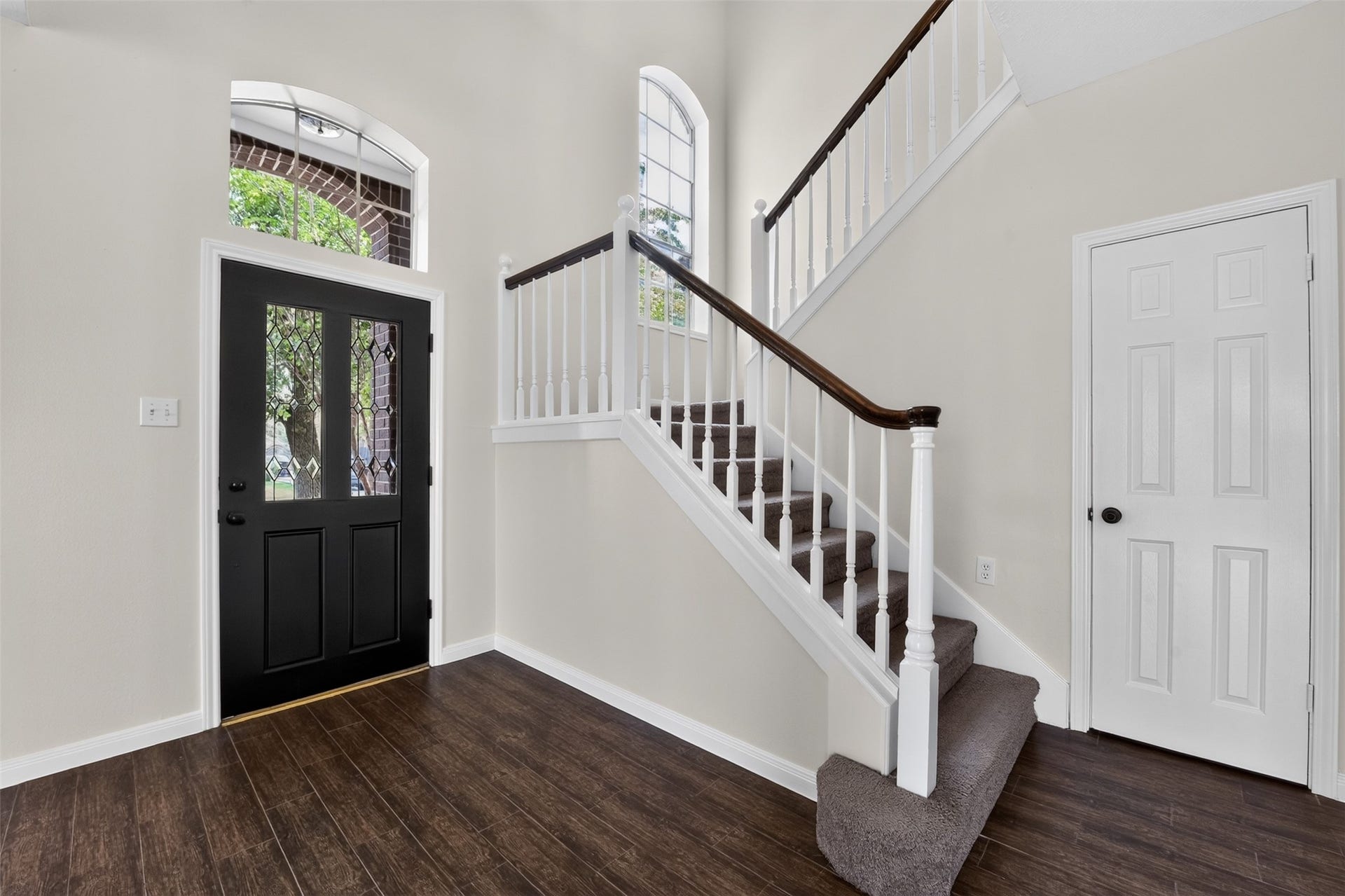 Open Entryway
