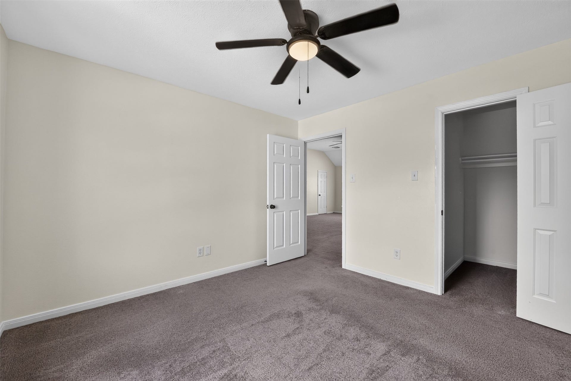 Secondary Bedroom (3)