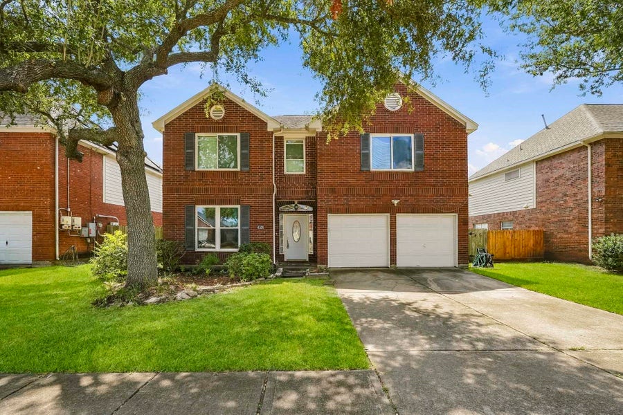 Property photo for 4135 Custer Creek Drive, Missouri City, TX