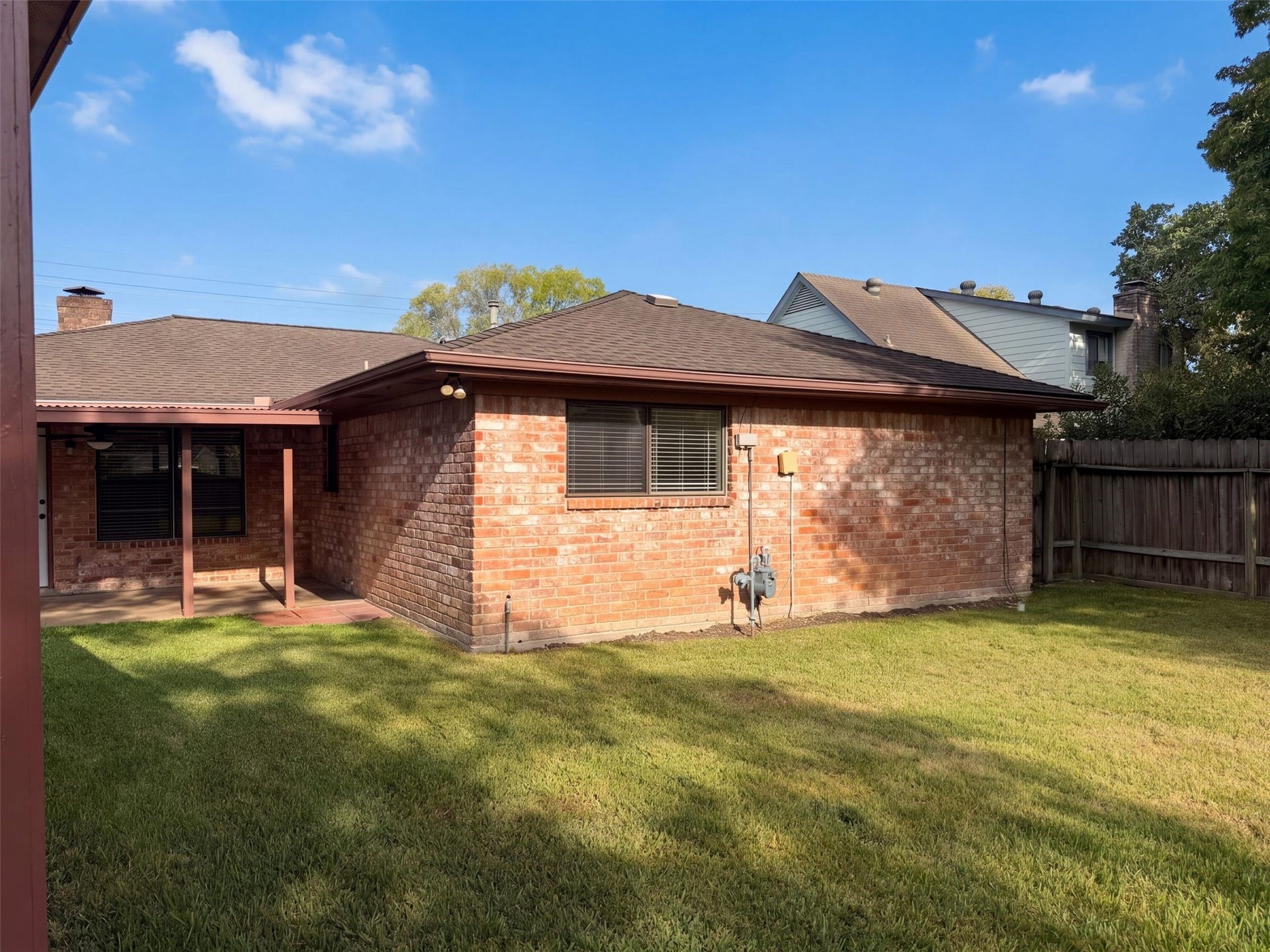11819 Amblewood Drive, Meadows Place, TX 77477 11819 Amblewood Drive, Meadows Place, TX 77477