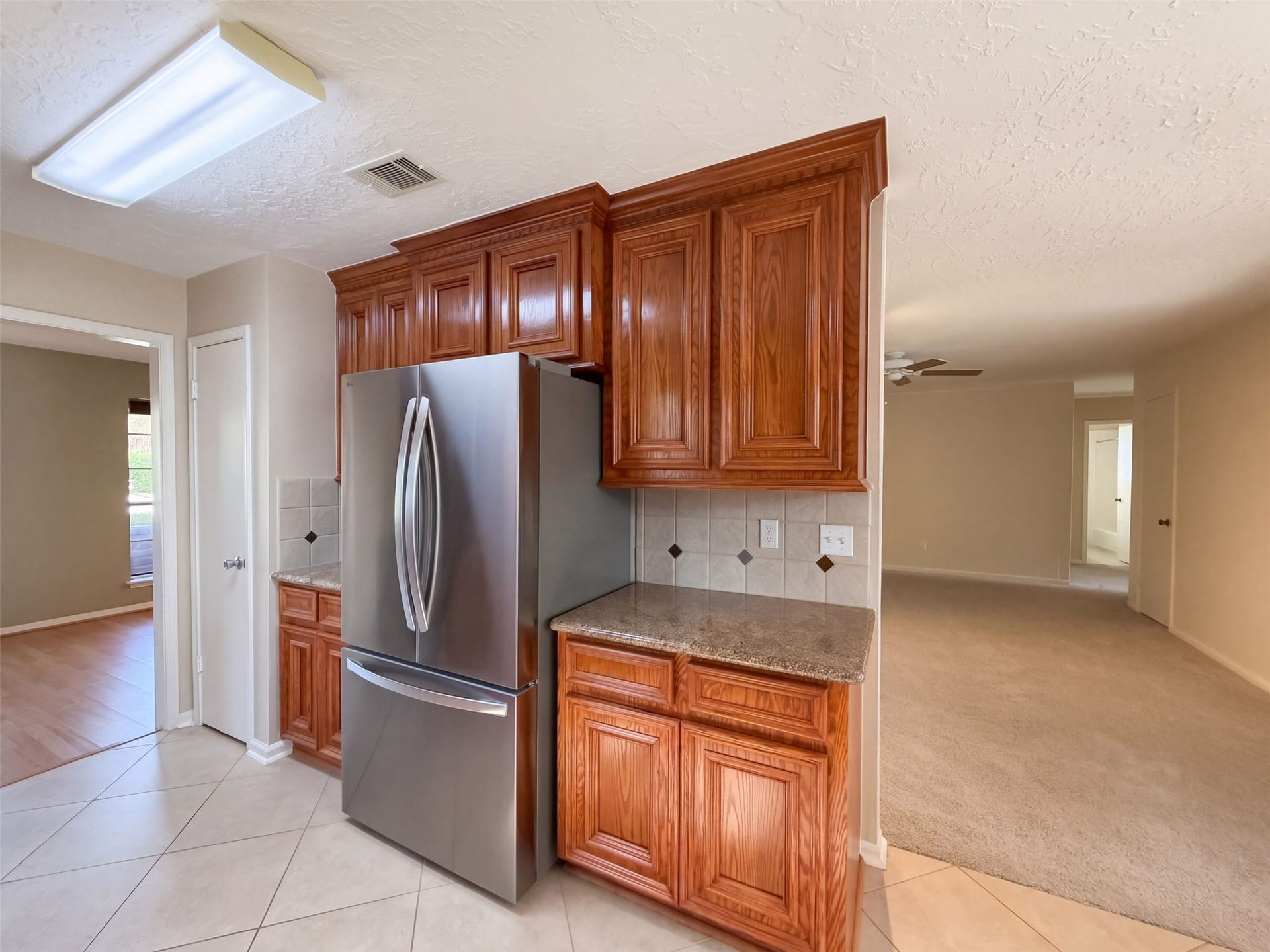 11819 Amblewood Drive, Meadows Place, TX 77477 11819 Amblewood Drive, Meadows Place, TX 77477