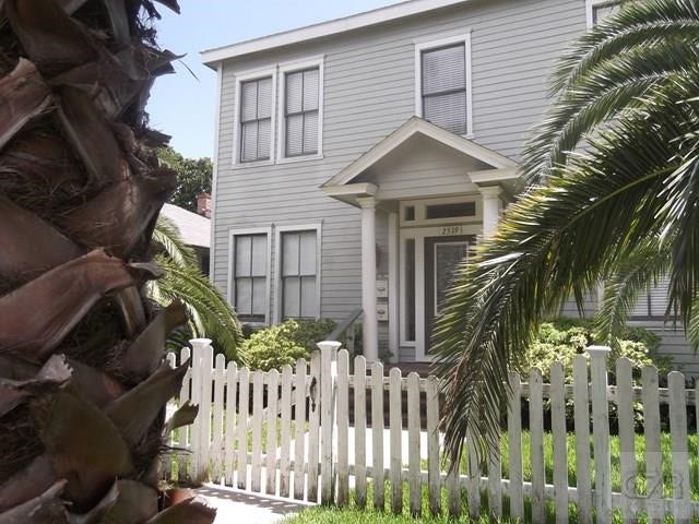 2519 Ave P 1/2, #4, Galveston, TX 77550 2519 Ave P 1/2, #4, Galveston, TX 77550