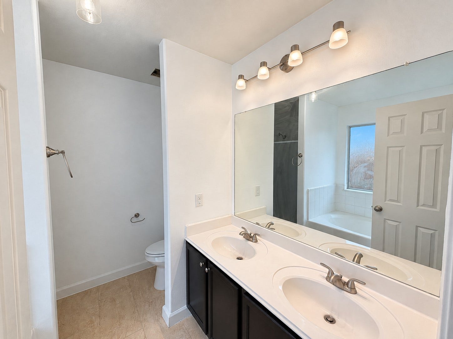 Double Vanity in primary bath