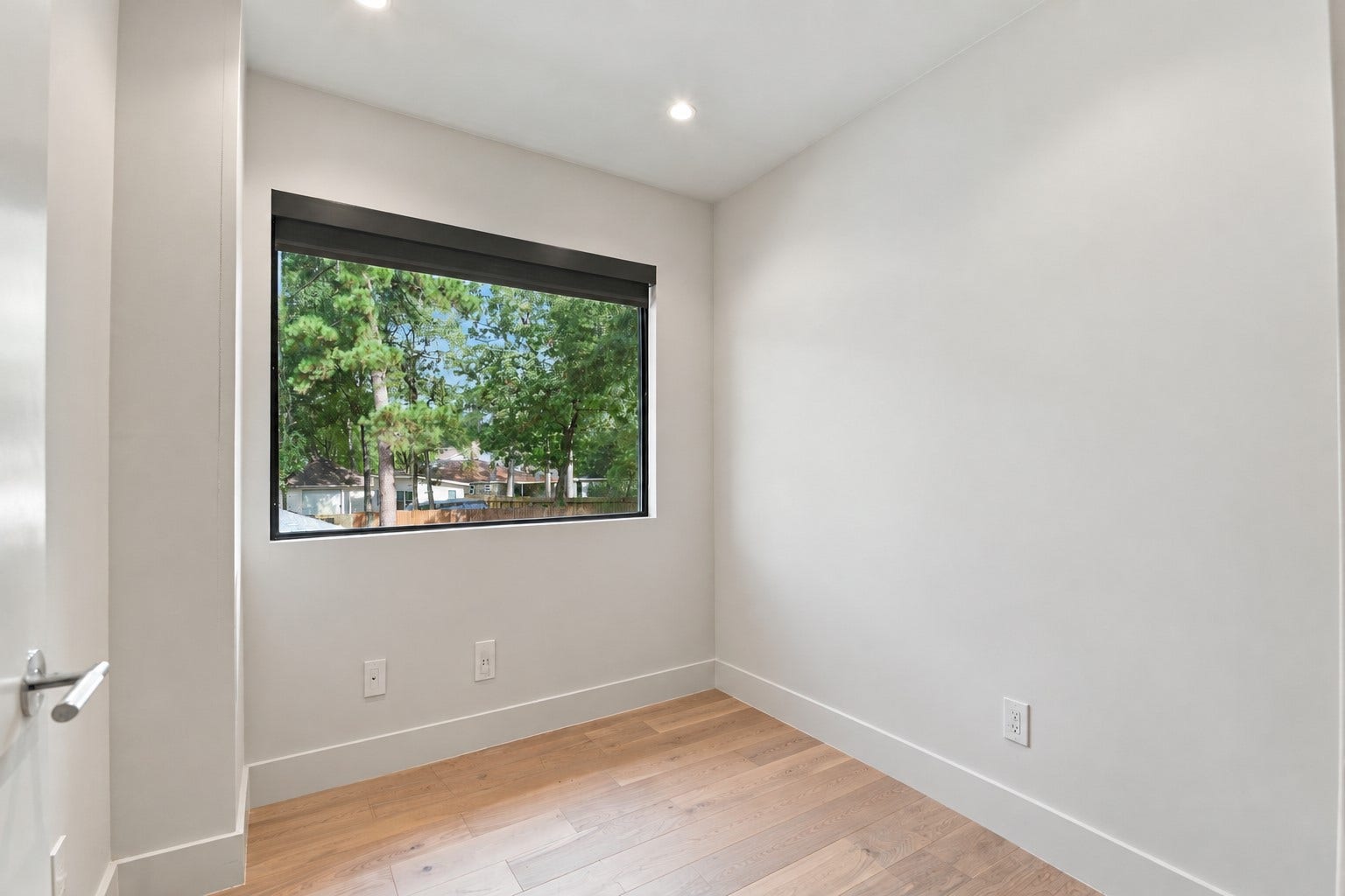 27273 Orth Lane, Oak Ridge North, TX 77385 dedicated office