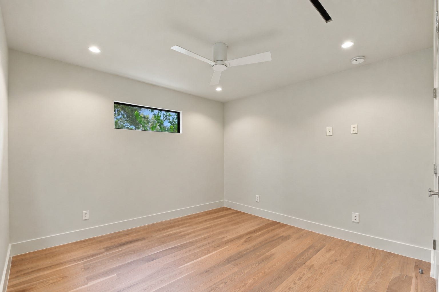 27273 Orth Lane, Oak Ridge North, TX 77385 1 of 2 upstairs guest bedroom