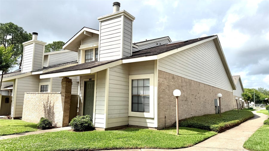 Property photo for 11889 Bobwhite Drive, #834, Houston, TX