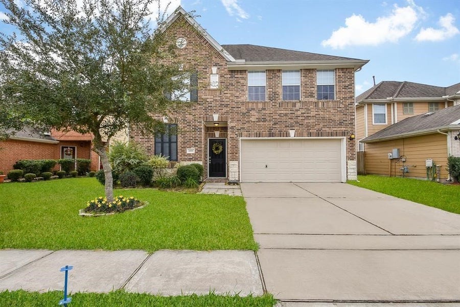 Property photo for 1193 Stallion Ridge, Alvin, TX