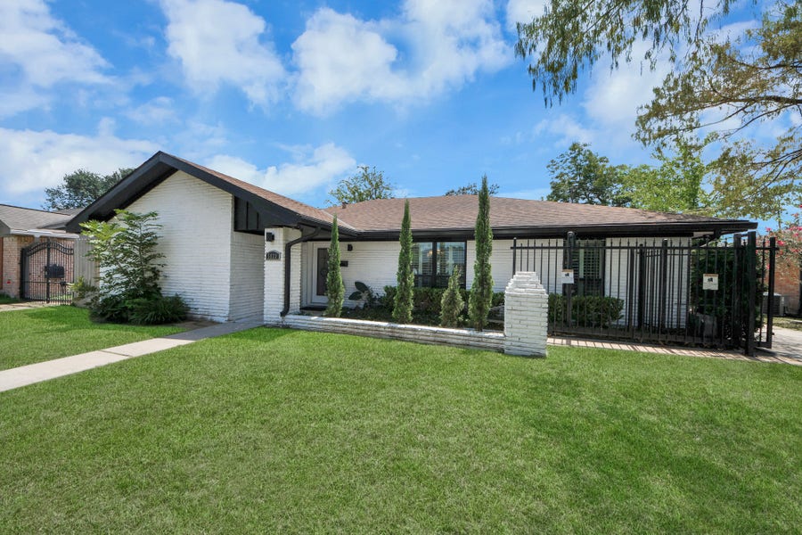 Property photo for 5823 Mcknight Street, Houston, TX