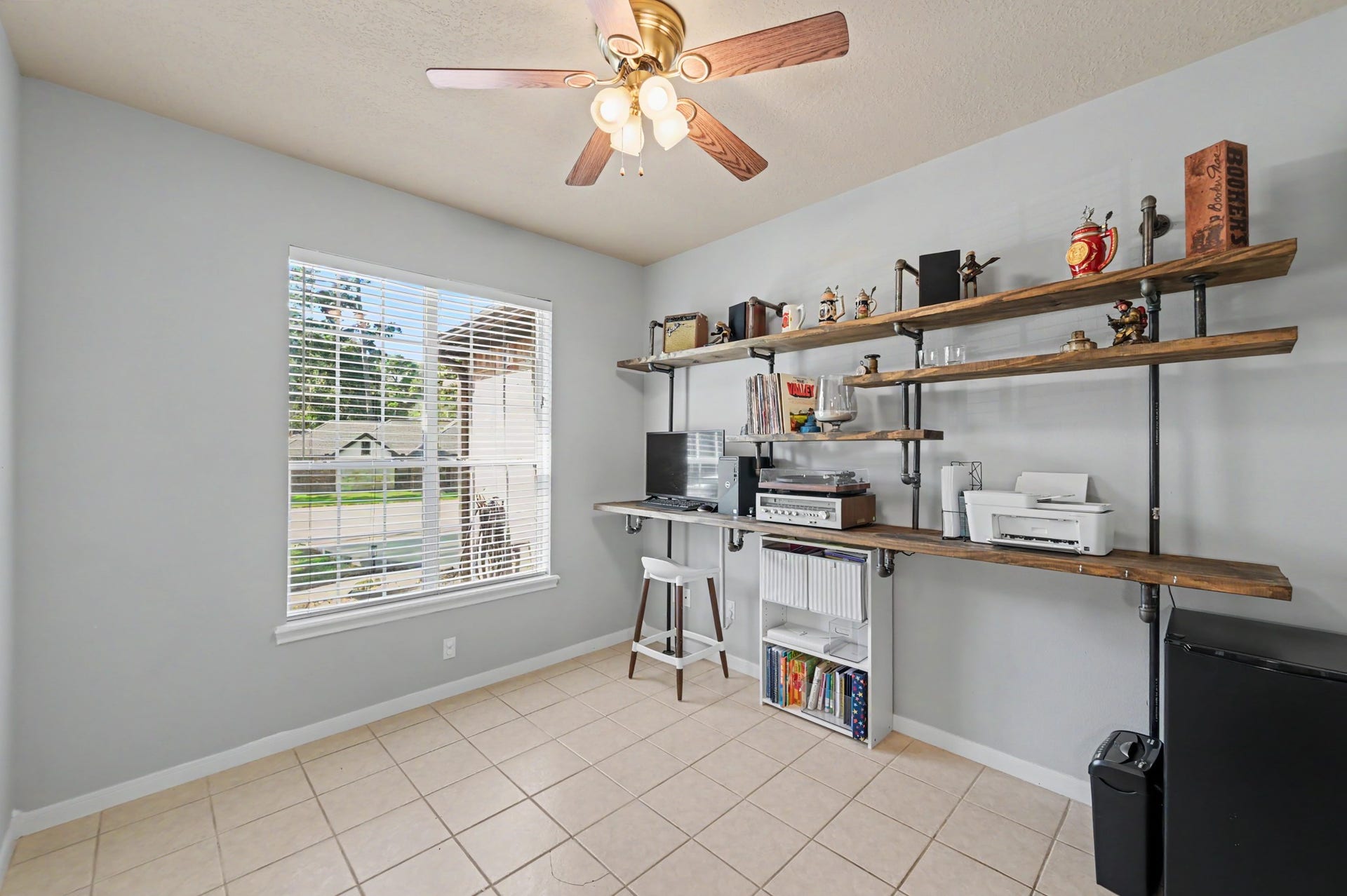14010 Jamaica Circle, Willis, TX 77318 14010 Jamaica Circle, Willis, TX 77318