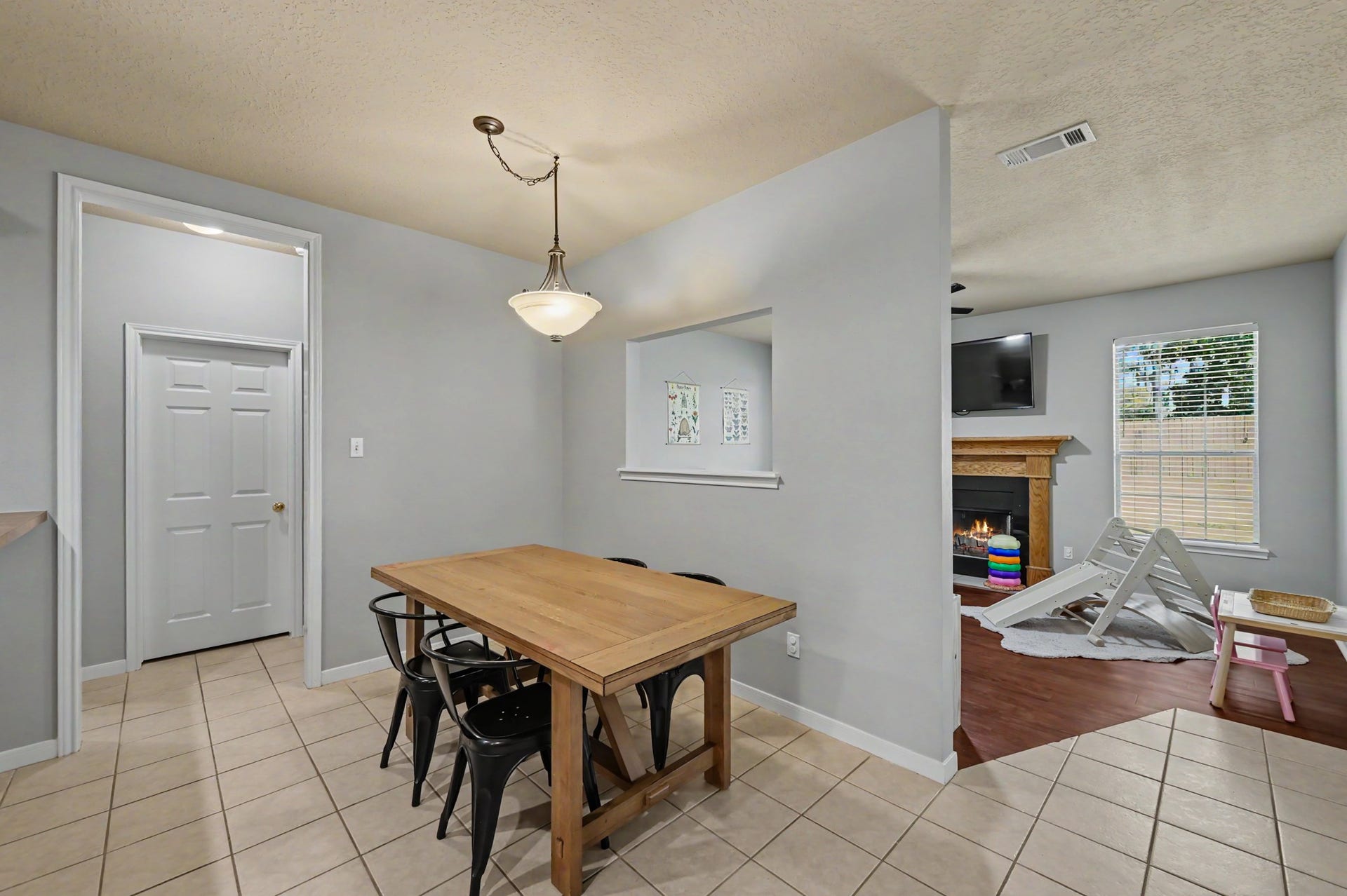 14010 Jamaica Circle, Willis, TX 77318 14010 Jamaica Circle, Willis, TX 77318