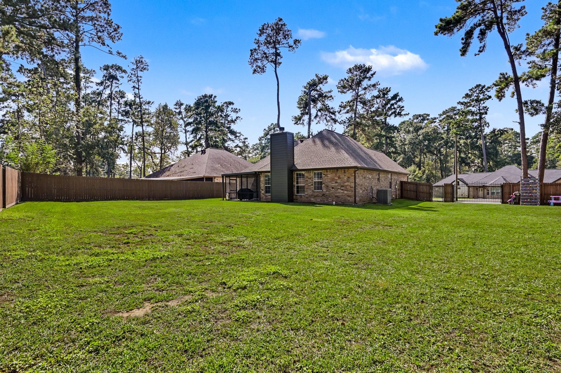 14010 Jamaica Circle, Willis, TX 77318 14010 Jamaica Circle, Willis, TX 77318