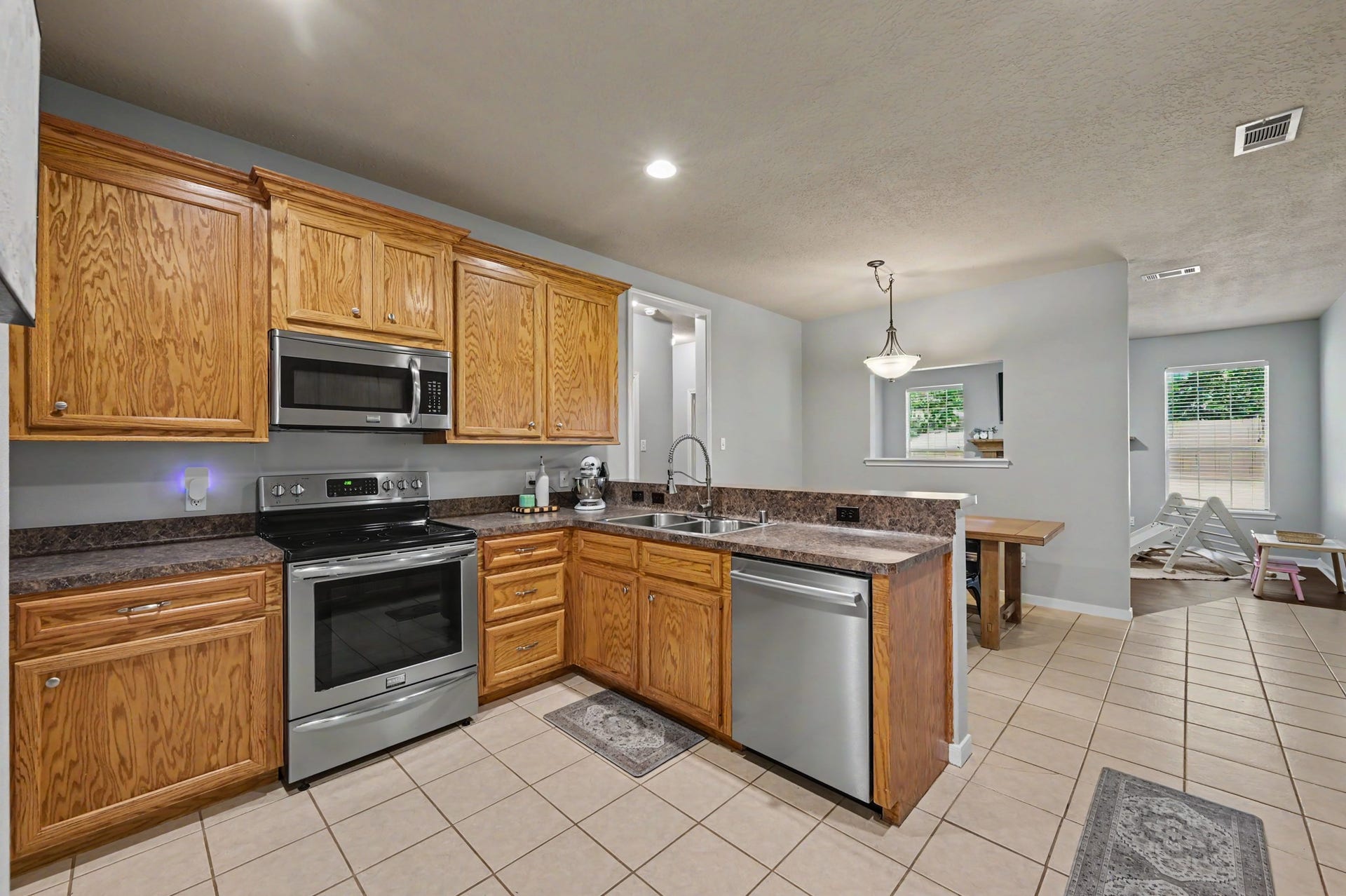 14010 Jamaica Circle, Willis, TX 77318 14010 Jamaica Circle, Willis, TX 77318