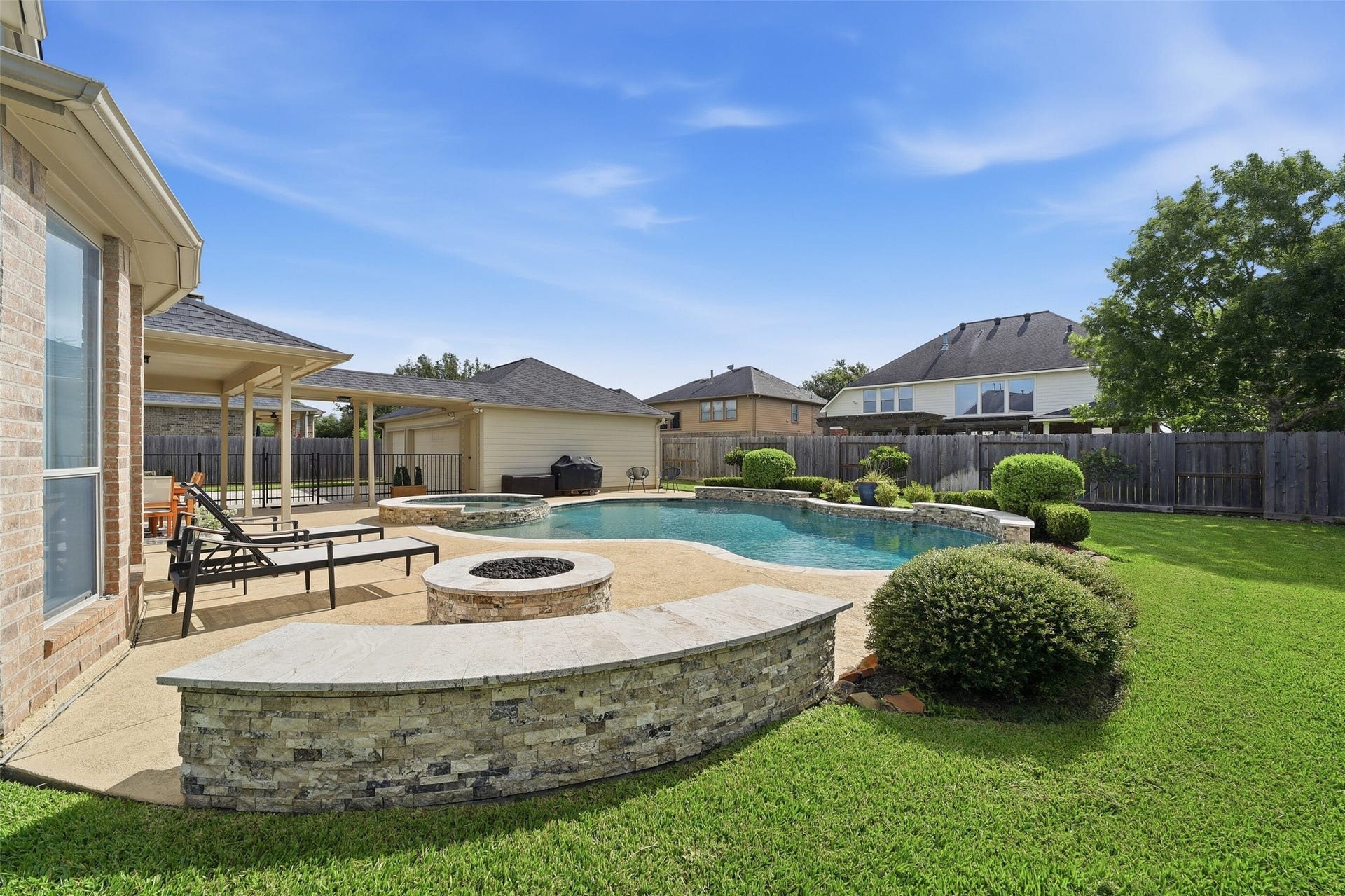2815 Golden Larch Drive, Katy, TX 77494 Enjoy cool evenings sitting around the gas fire pit.